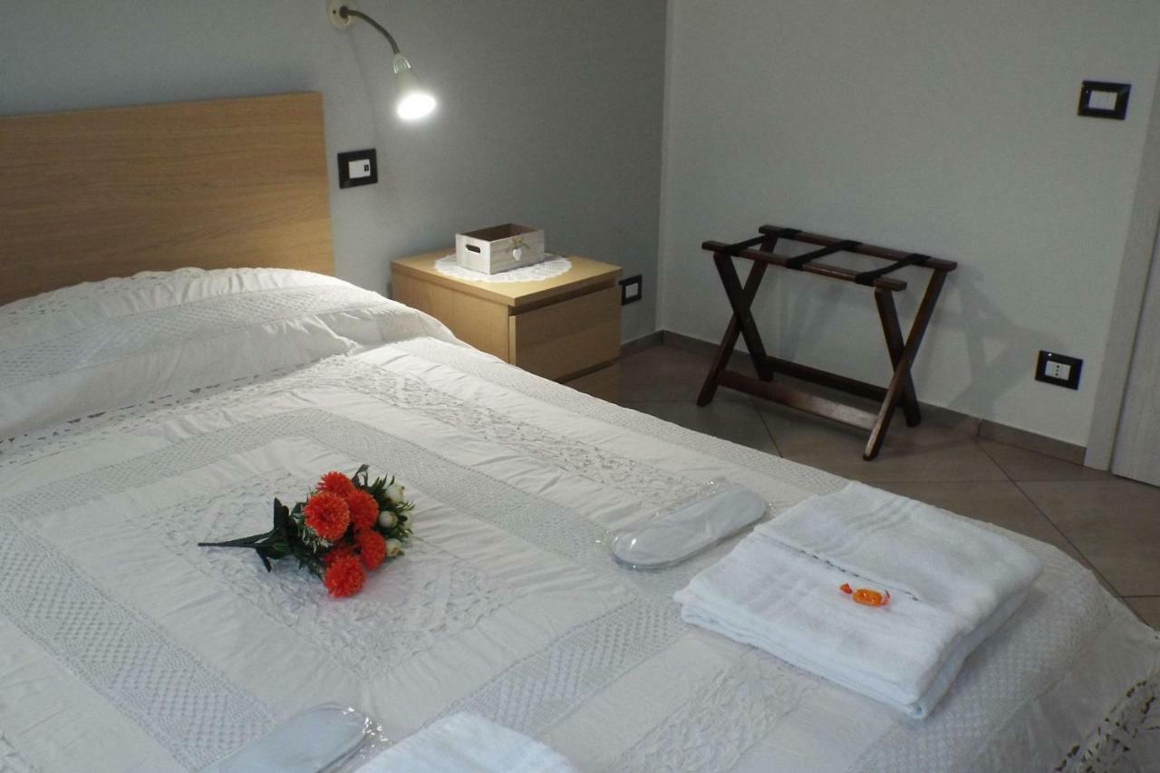 Cefalu Studio Room And Apartments 外观 照片