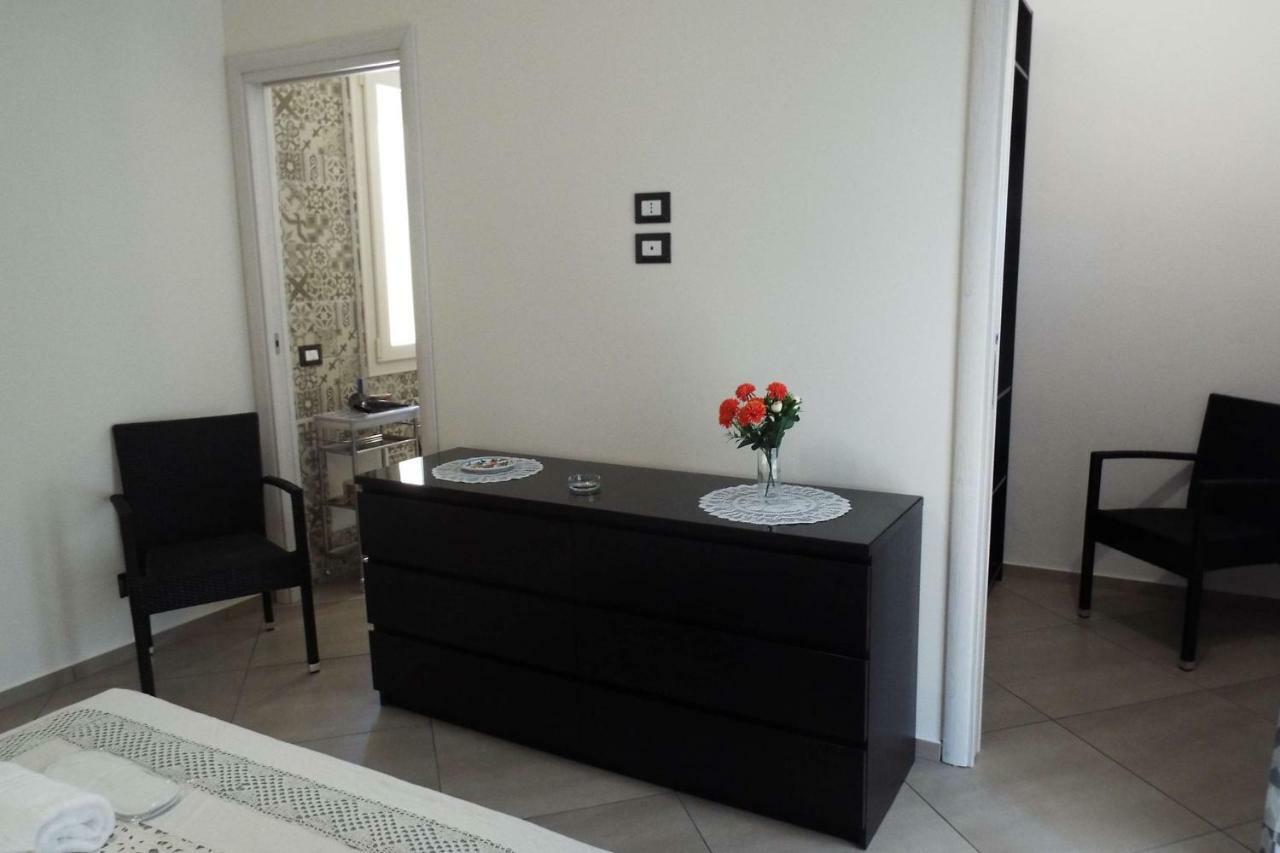 Cefalu Studio Room And Apartments 外观 照片